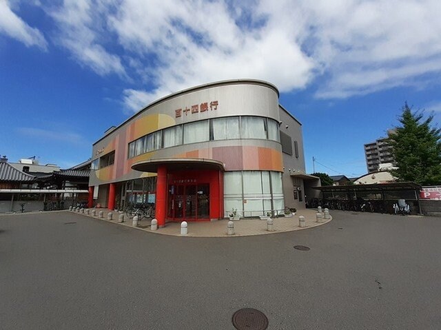 物件外観写真7　(百十四銀行東支店さんまで1400m)