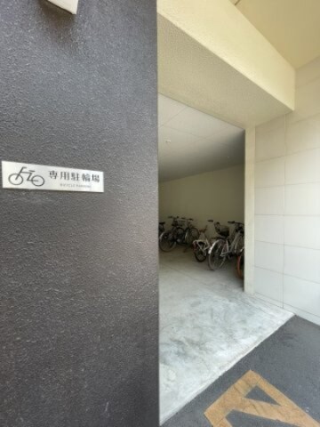 物件内観写真25　(駐輪場)