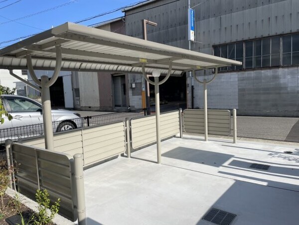 建物設備(駐輪場)
