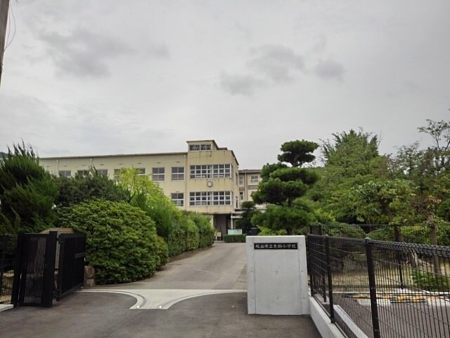 物件外観写真7　(坂出市立東部小学校まで1300m)