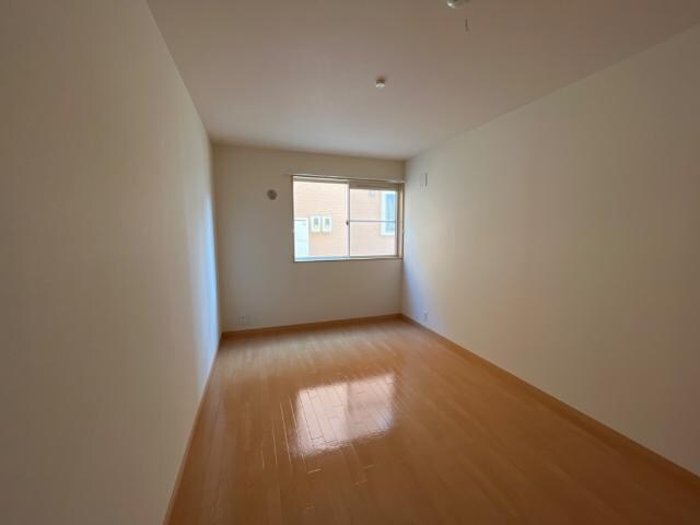 物件内観写真14　(洋室)