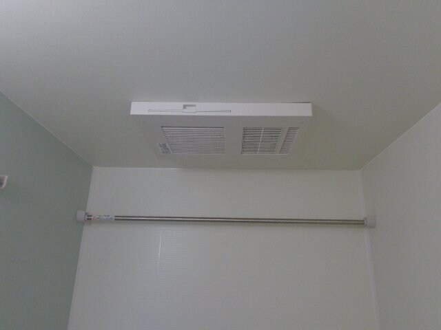 物件内観写真21　(浴室乾燥機)