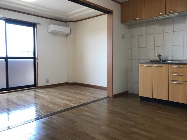 内装他(室内)