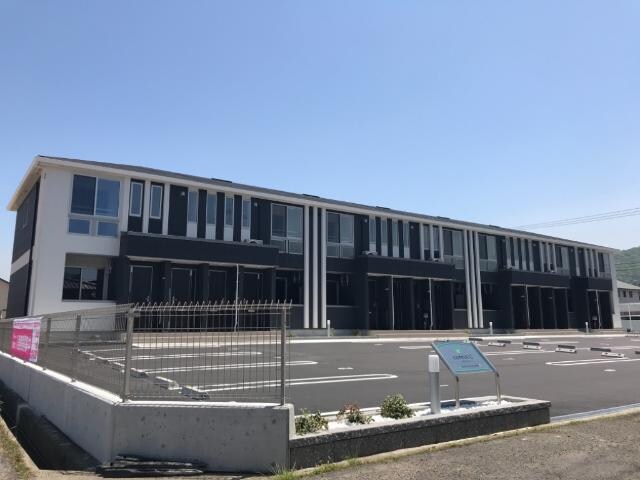 物件外観写真3　(外観写真（昼）)