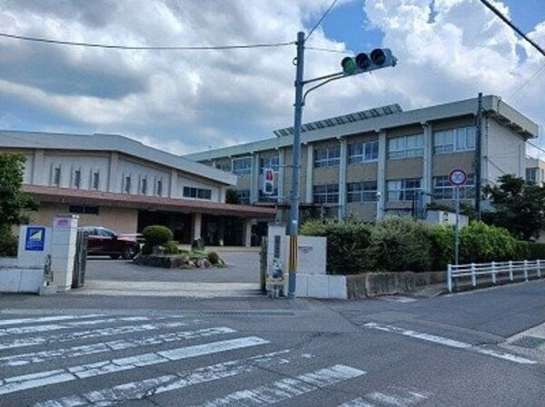 周辺環境(高松市立林小学校まで650m)