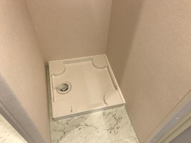 物件内観写真20　(洗濯機置場)