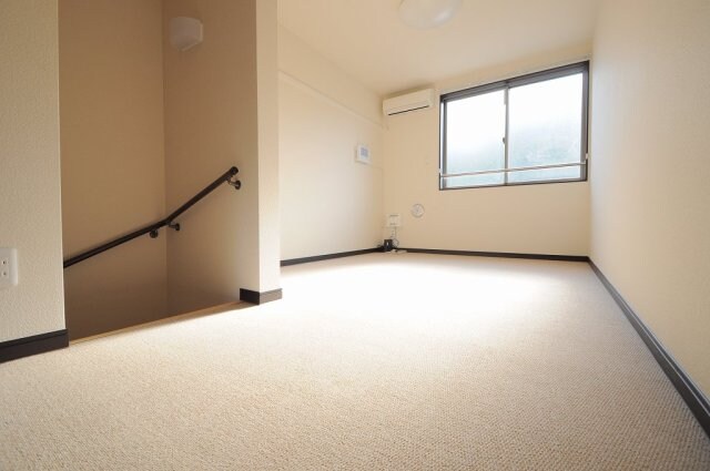 物件内観写真6　(備品や設備仕様は号室等により異なります現地をご確認下さい。)