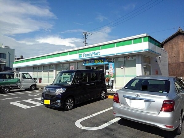 周辺環境(ファミリーマート坂出文京町店まで1800m)