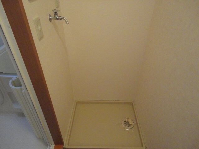 物件内観写真21　(洗濯機置き場)