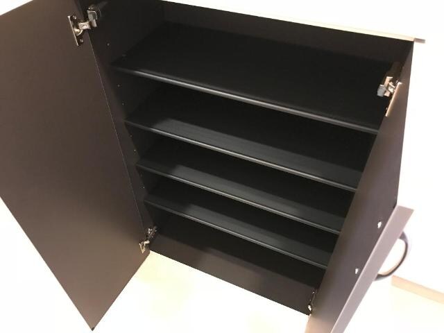 物件内観写真12　(下駄箱)