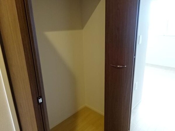 収納(クローゼット)