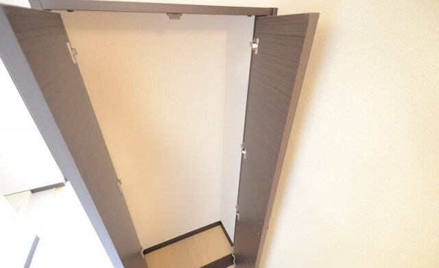 物件内観写真10　(備品や設備仕様は号室等により異なります現地をご確認下さい。)