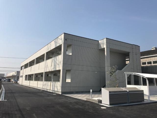 物件外観写真1　(外観写真（昼）)