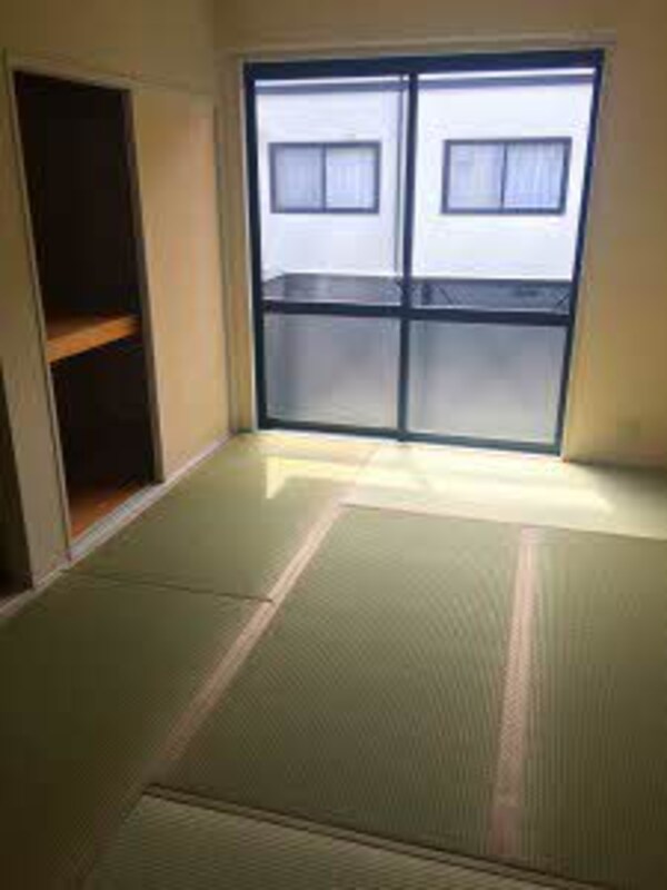 内装他