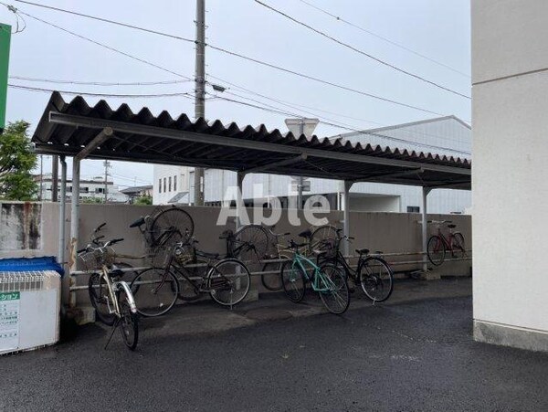 建物設備(駐輪場)