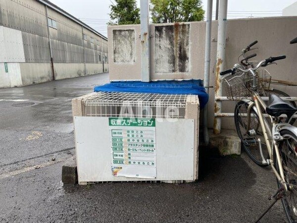 建物設備(敷地内ごみ置場)