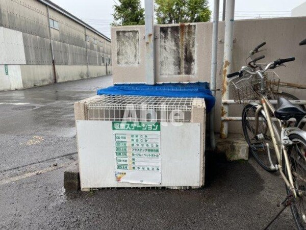 建物設備(敷地内ごみ置場)