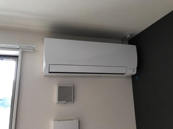 建物設備(エアコン)