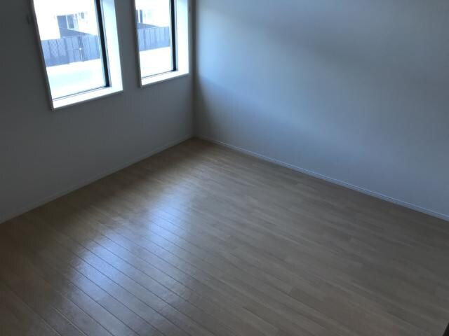 物件内観写真9　(洋室)