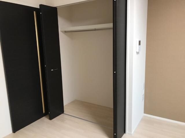 物件内観写真11　(クローゼット)