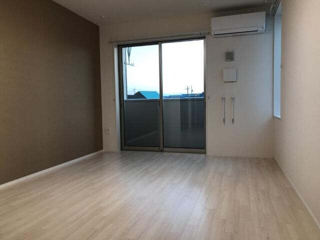 物件内観写真12　(洋室)