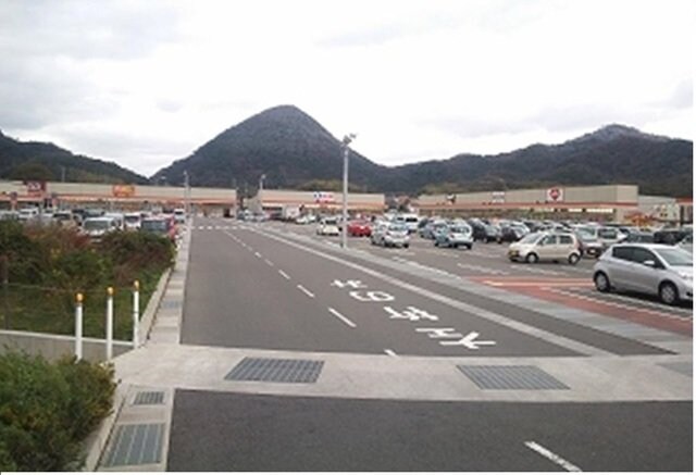 物件外観写真6　(イオンタウン国分寺さんまで1400m)