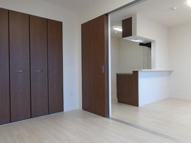 物件内観写真9　(洋室)