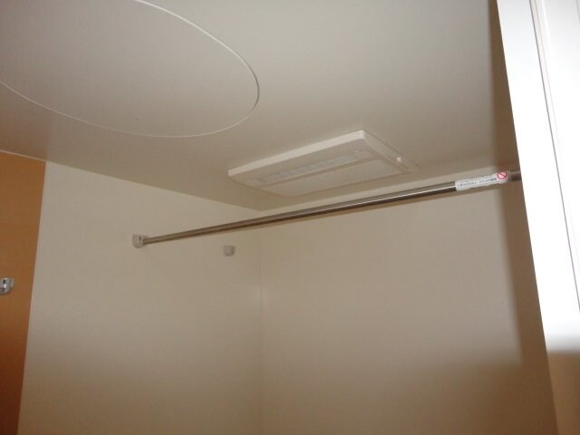 物件内観写真17　(浴室乾燥機)