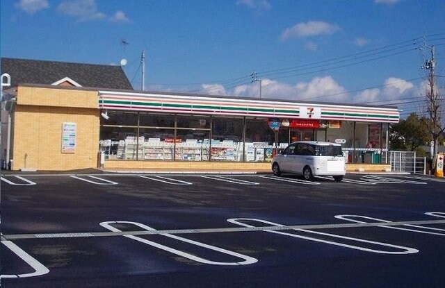 物件外観写真4　(セブンイレブン大野店さんまで1800m)