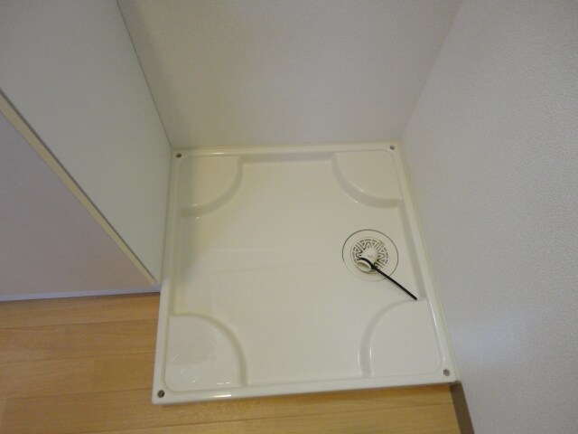 物件内観写真21　(洗濯機置場)