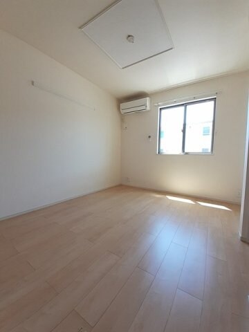 物件内観写真12　(物件の内装です)