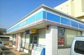 物件外観写真3　(ローソン高松木太町六区店さんまで800m)