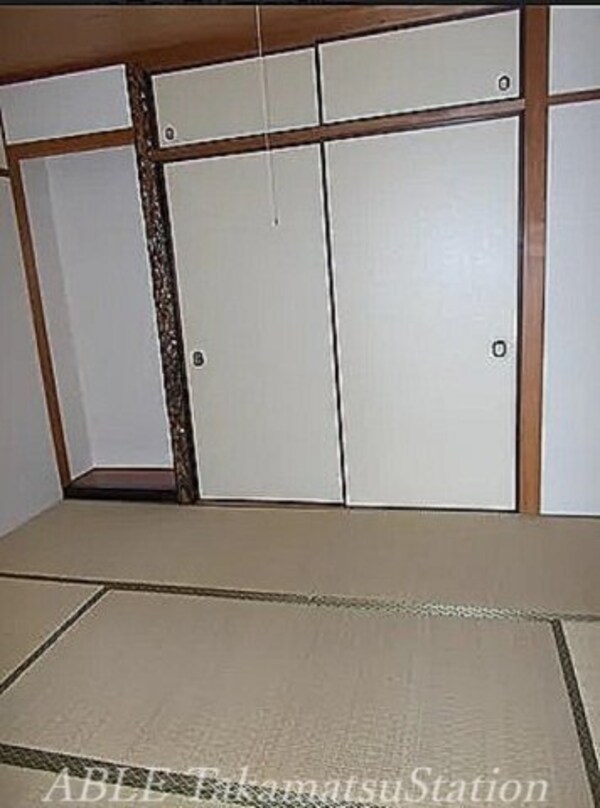 内装他