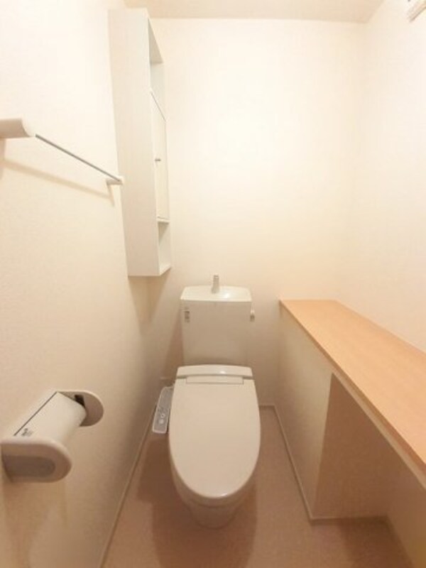 トイレ(清潔感のあるトイレです)