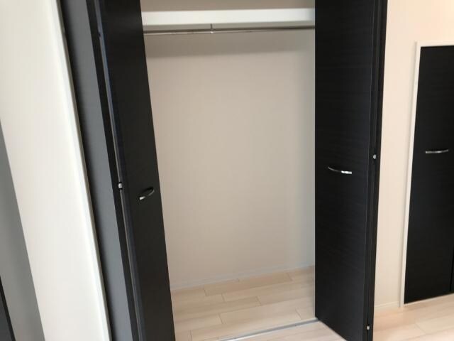 物件内観写真10　(収納)