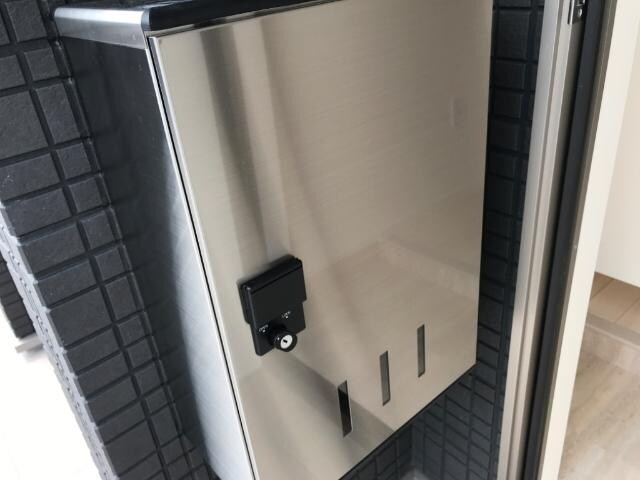 物件内観写真14　(宅配ボックス)
