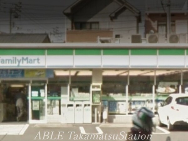 周辺環境(ファミリーマート高松松島町店 123m)