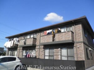 エクレール松縄　B棟外観写真