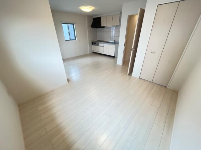 物件内観写真9　(リビング)