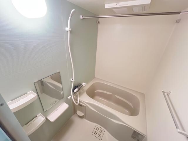 物件内観写真13　(バス／シャワールーム等)