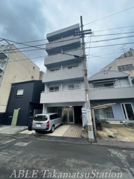 コーポアルド中野外観写真