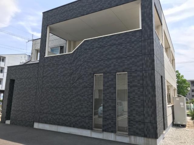 物件外観写真3　(外観写真（昼）)