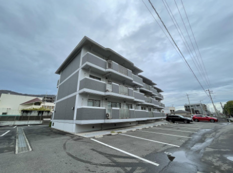 グレイス屋島