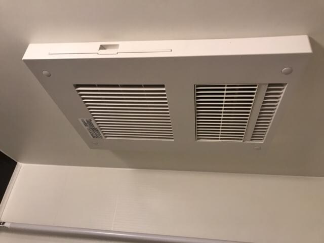 物件内観写真19　(浴室乾燥機)