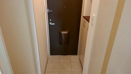 物件内観写真18　(玄関)
