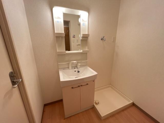 物件内観写真14　(洗髪洗面化粧台)