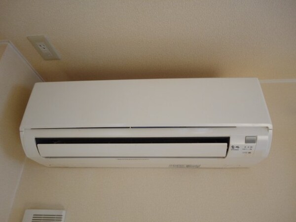 建物設備(エアコン)