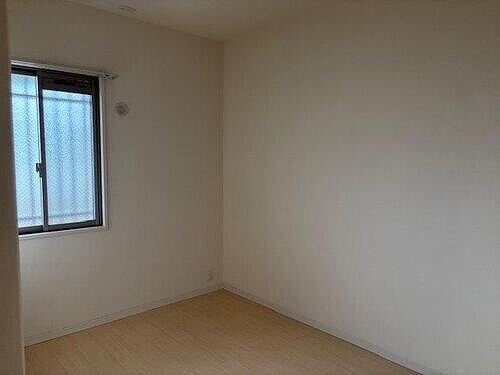 物件内観写真17　(洋室5.3畳（原状回復工事後2025/10）)