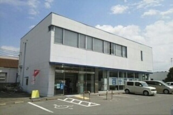 周辺環境(百十四銀行香西支店さんまで820m)