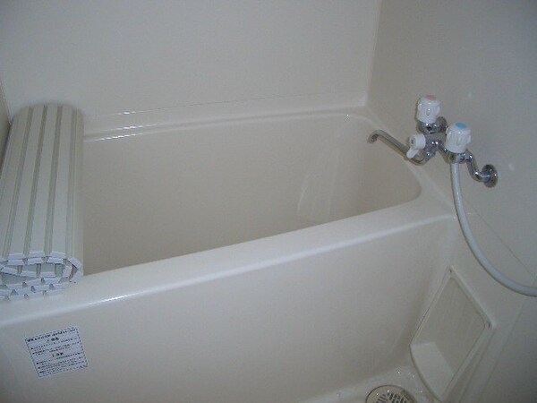 浴室(バス／シャワールーム等)